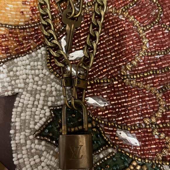 Authentic Louis Vuitton Lock & Key, Gold Brass.#310. Includes Long 30” Chain.EUC - Picture 4 of 4